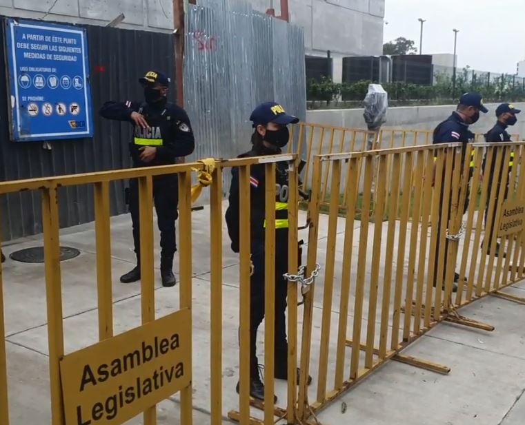 ‘Rescate Nacional’ retoma manifestaciones: Policía resguarda el Congreso y mantiene vigilancia para evitar bloqueo de vías