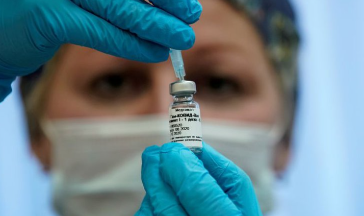 Rusia anunció que la vacuna Sputnik V tuvo un 92% de eficacia en las primeras pruebas de la fase tres