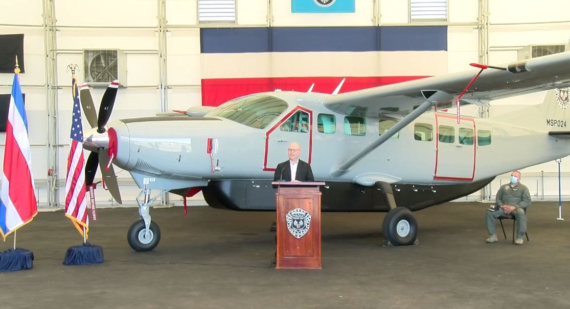 Costa Rica inaugura hangar y recibe avión equipado para realizar vuelos médicos