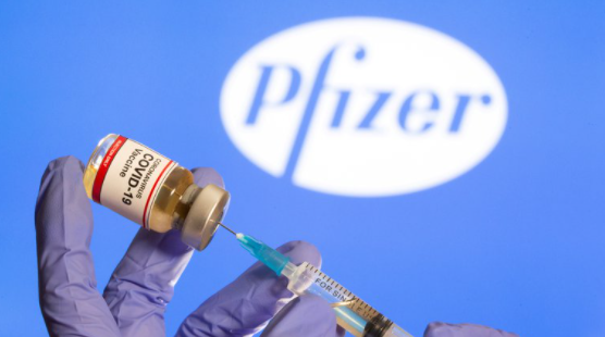 FDA publicó su revisión de la vacuna de Pfizer: es segura y protege contra el covid-19 desde la primera dosis