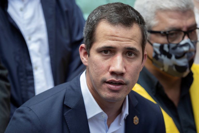 Juan Guaidó llamó a una movilización el 12 de diciembre en repudio del fraude en Venezuela: “La cachetada que usted quiere darle a Maduro es en la calle”
