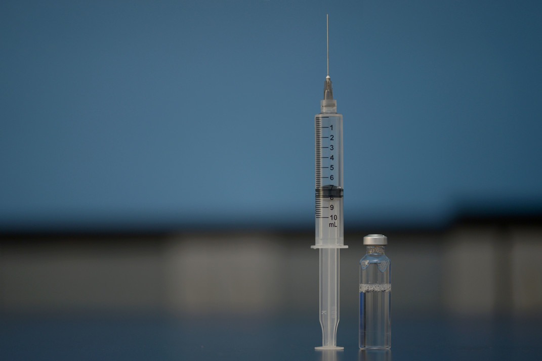 UCR prestará equipos para almacenar vacunas contra el Covid-19