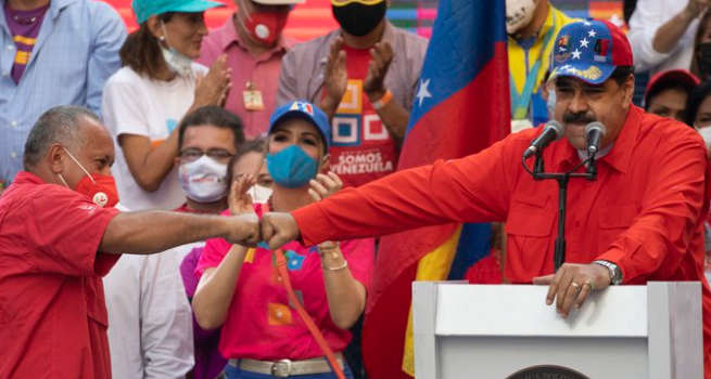 Fraude en Venezuela: el régimen chavista proclamó un triunfo mayor al adjudicado oficialmente en las elecciones parlamentarias