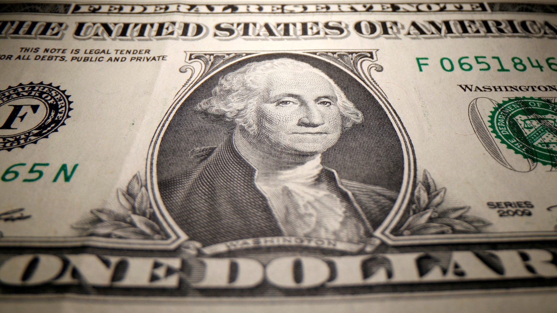 Economistas estiman que venta del dólar podría disminuir a ¢600 tras anuncio de acuerdo con FMI