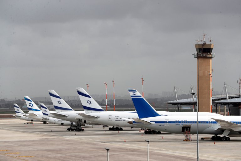 Israel cerrará el aeropuerto Ben Gurión por dos semanas para frenar el ingreso de nuevas variantes de coronavirus