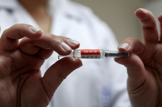 La vacuna china CoronaVac mostró una efectividad de 78% en los ensayos en Brasil y pedirán la autorización para su uso de emergencia