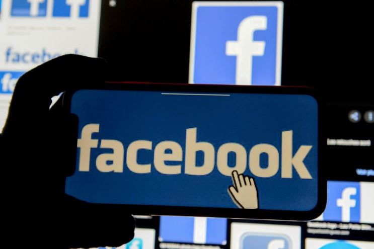 ¿Apple puede acabar con Facebook?: la guerra por los datos personales hace temblar a Silicon Valley