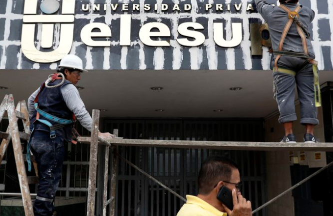 Crisis educativa en Perú: más de un tercio de las universidades cerrarán por baja de calidad