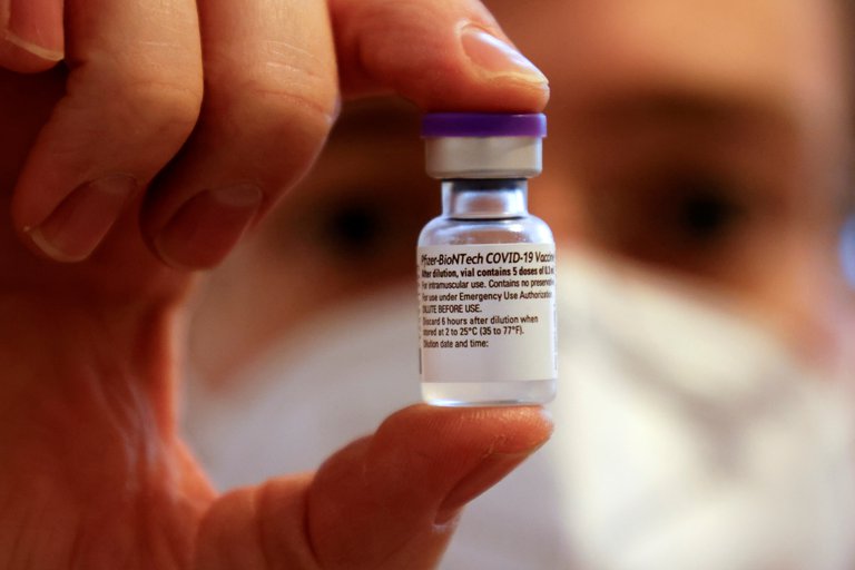 Pfizer incrementará de 50.000 a 86.000 la primera entrega de vacunas a Ecuador