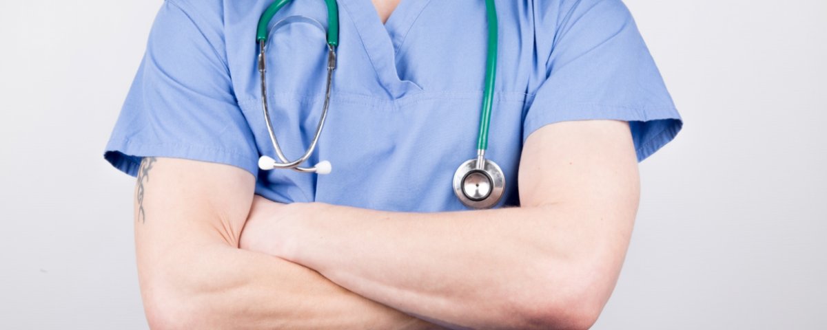 Médicos residentes retomarán su formación a partir de febrero