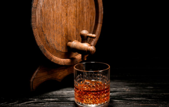 ¿Tomar whisky puede llegar a aliviar un resfriado?