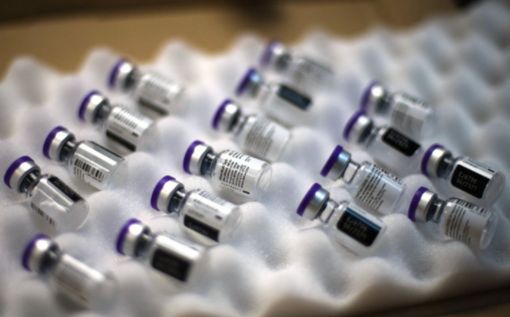 La Unión Europea compró otras 500 millones de dosis de las vacunas de Pfizer y de Moderna