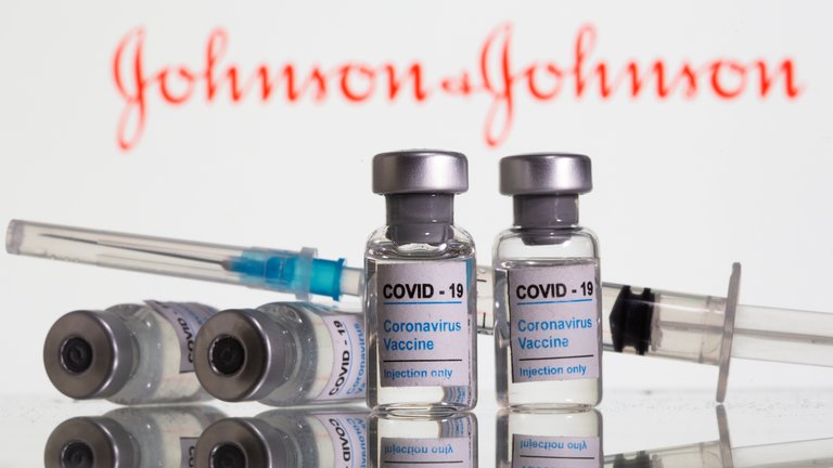 La Unión Europea podría aprobar la vacuna contra el COVID-19 de Johnson&Johnson a principios de marzo y comenzar a distribuirla ese mismo mes