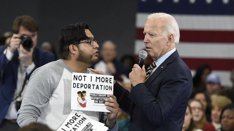 Joe Biden presenta su plan migratorio para impulsar la naturalización de unos nueve millones de personas