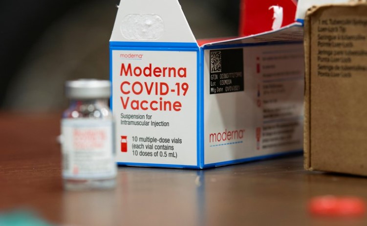 Moderna anunció que su vacuna contra la variante sudafricana del COVID-19 está lista para ser probada