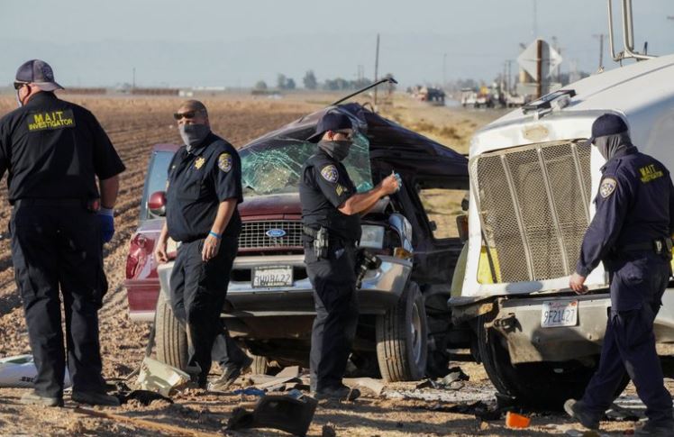 Al menos diez de los trece muertos en el accidente de California eran mexicanos