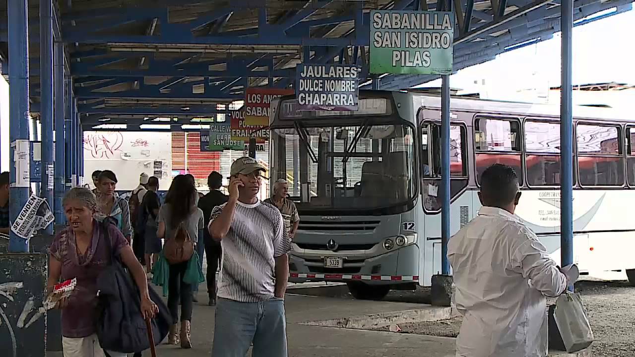 Inicia traslado temporal de paradas para 12 rutas de autobús en Alajuela