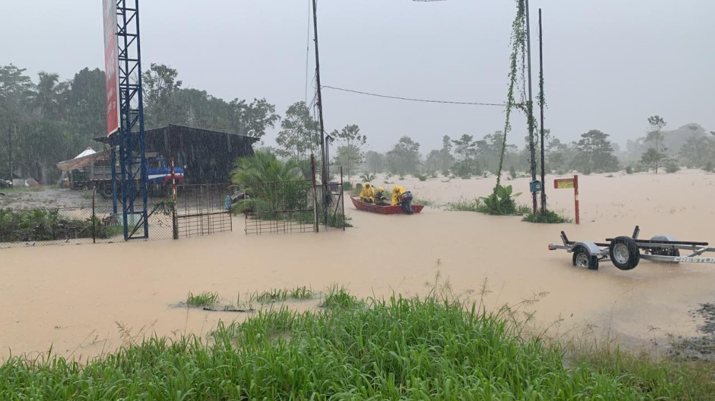Autoridades piden extremar precaución por lluvias: CNE declaró alerta amarilla en gran parte del país