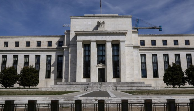 La Reserva Federal reconoció el fortalecimiento de la economía de Estados Unidos pero mantuvo sin cambios la tasa de interés