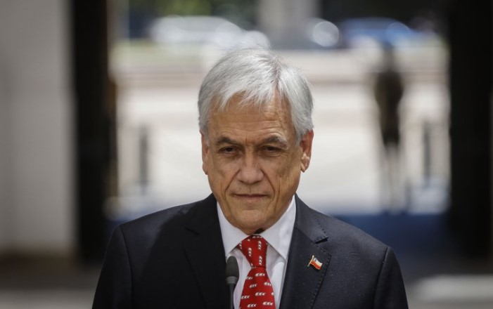 Sebastián Piñera atraviesa una nueva crisis por su intento de bloquear el tercer retiro de fondos privados de pensión en Chile