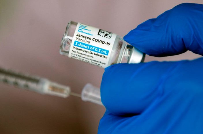 Estados Unidos: los CDC recomendaron reanudar la vacunación con las dosis de Johnson & Johnson