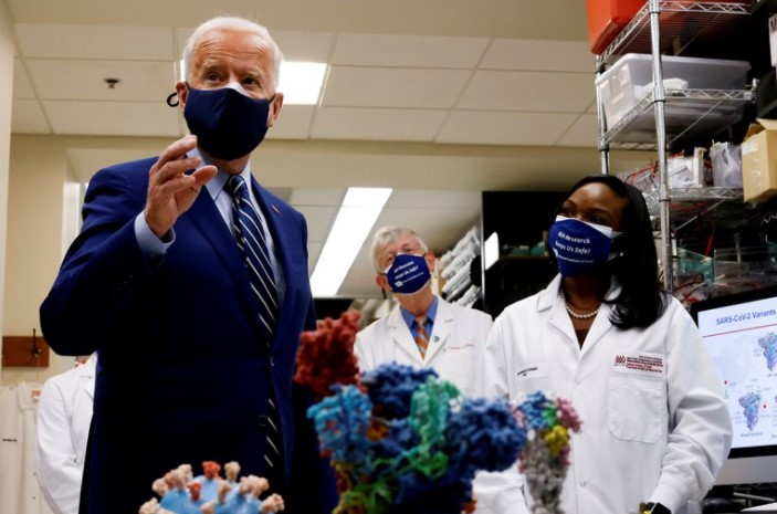 El Gobierno de Joe Biden invertirá USD 1.700 millones para detectar las nuevas variantes del coronavirus en EEUU