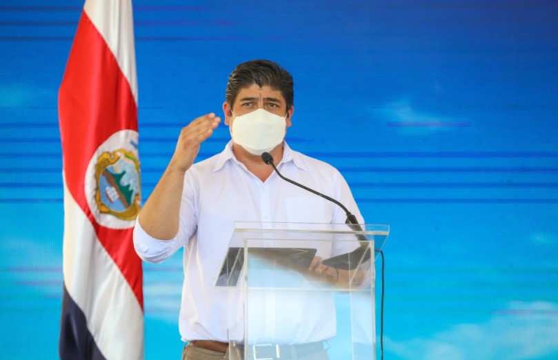 Carlos Alvarado descarta apoyo a iniciativa del PAC para legalizar marihuana