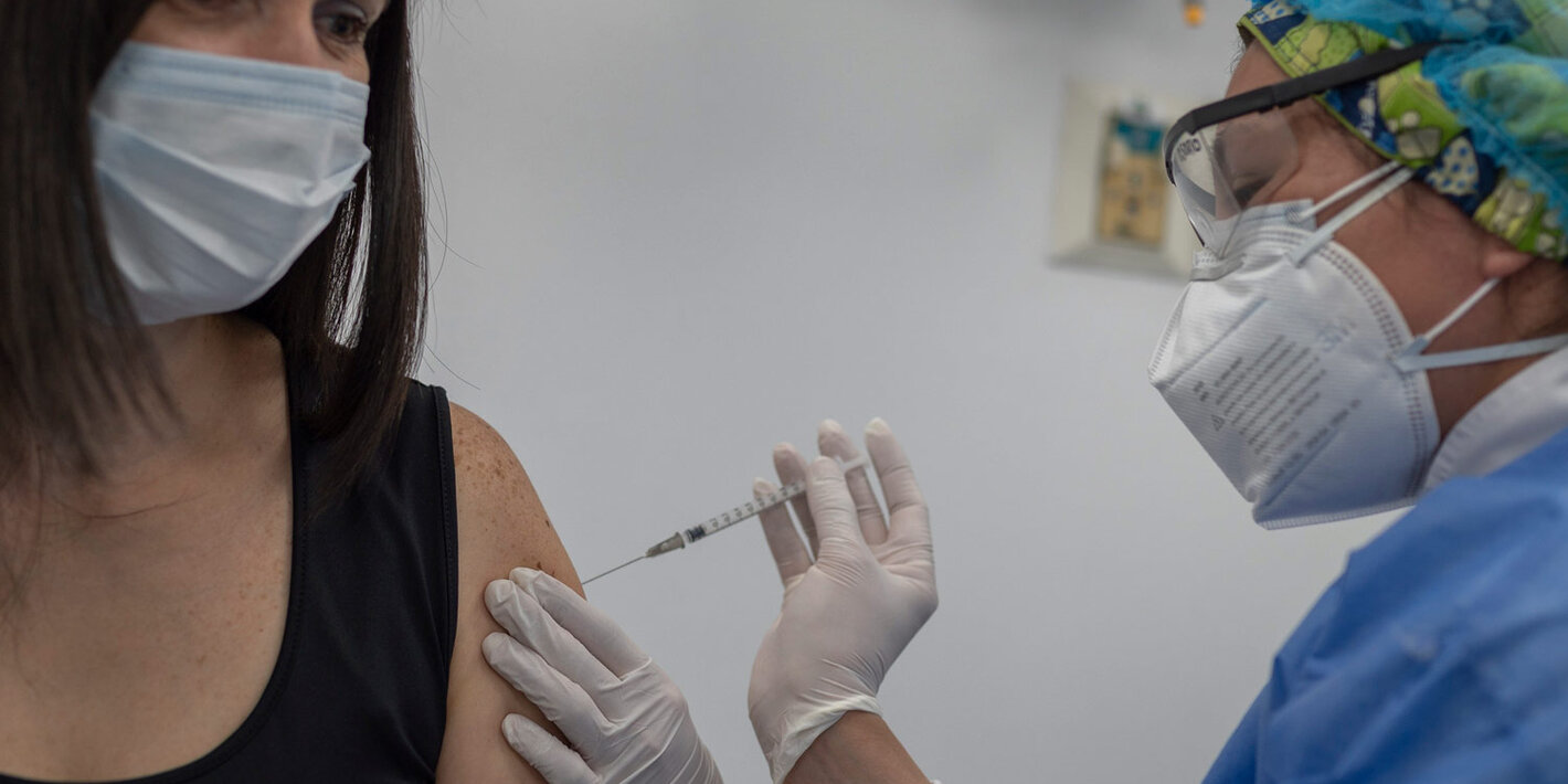 Primer centro universitario se suma a campaña de vacunación contra el Covid-19