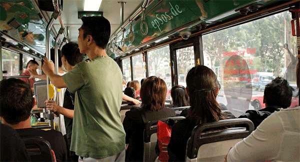CTP reitera a autobuseros prohibición de llevar pasajeros de pie durante lluvias