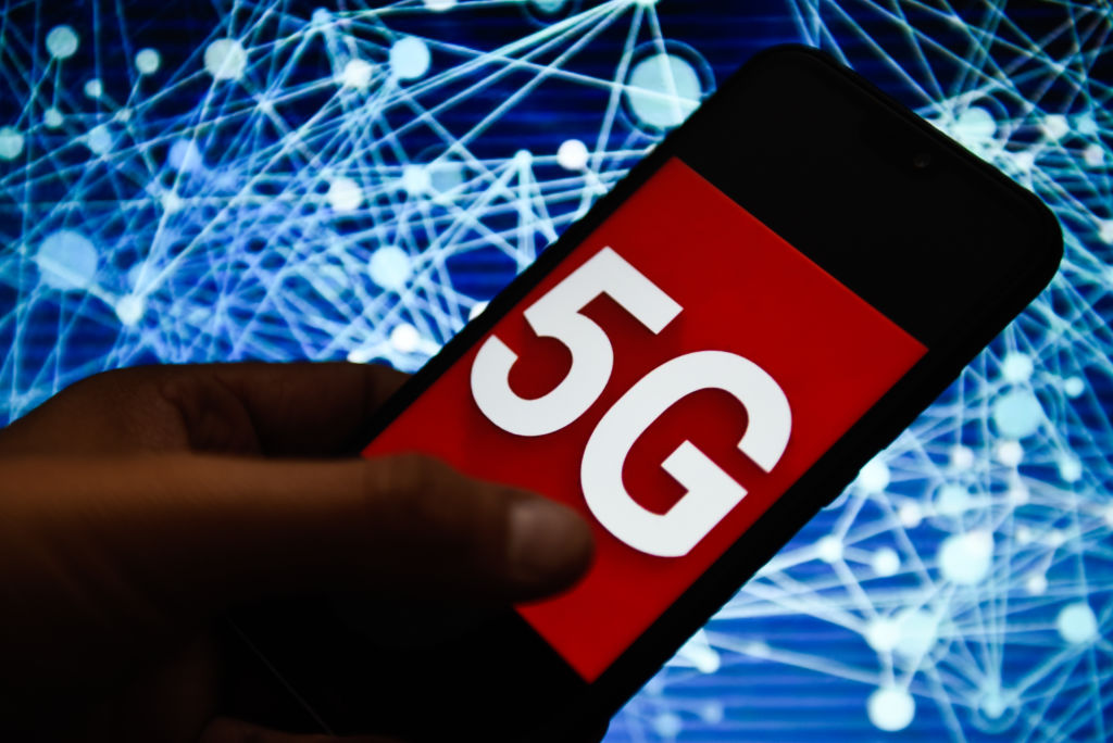 Expertos presionan por uso de espectro para red 5G: “Costa Rica se está quedando estancada”