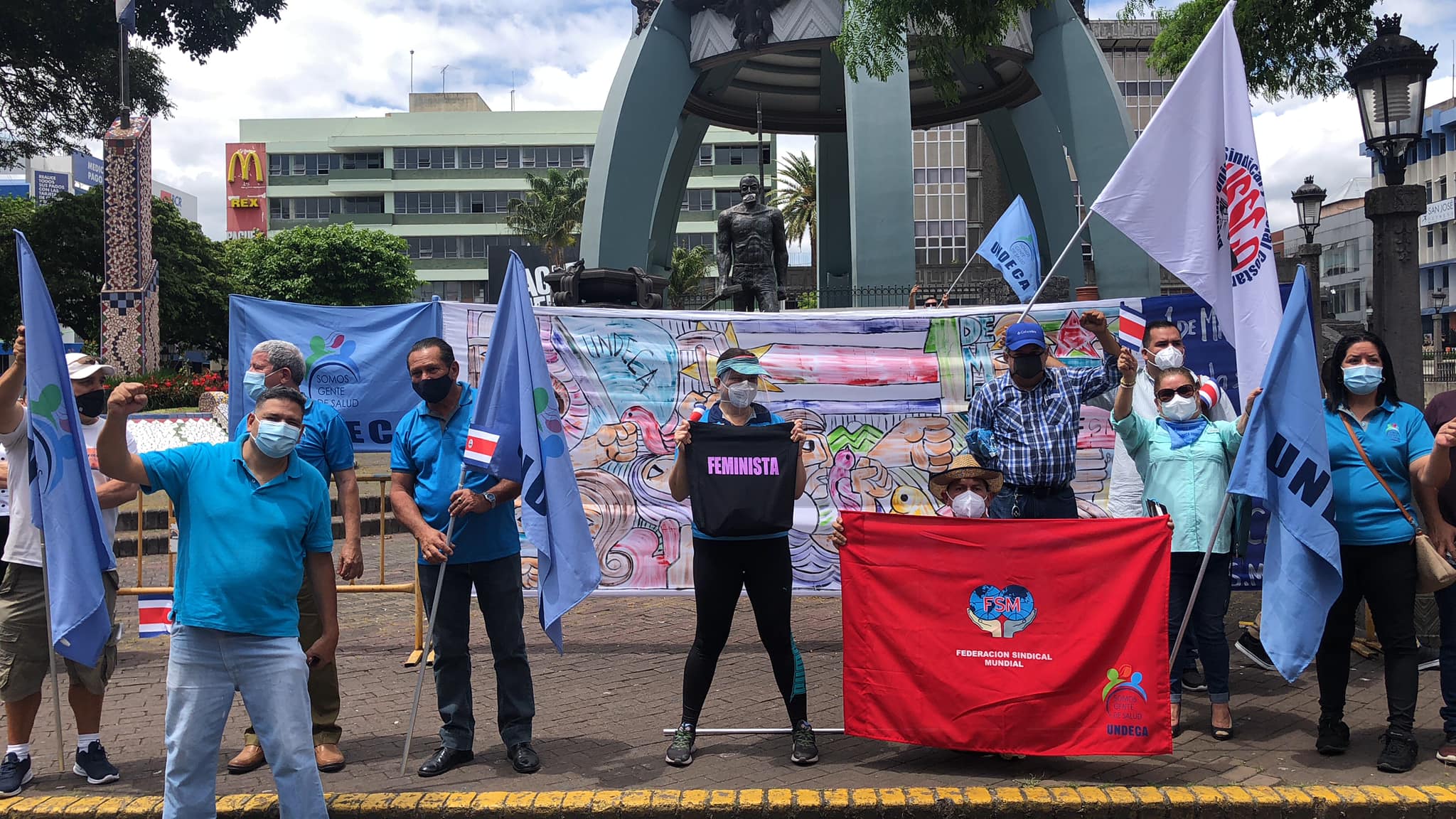 Sindicatos realizaron pequeña manifestación en San José en conmemoración del Día Internacional del Trabajador