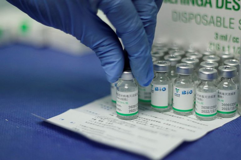 La Organización Mundial de la Salud aprobó el uso de emergencia de la vacuna china Sinopharm contra el coronavirus