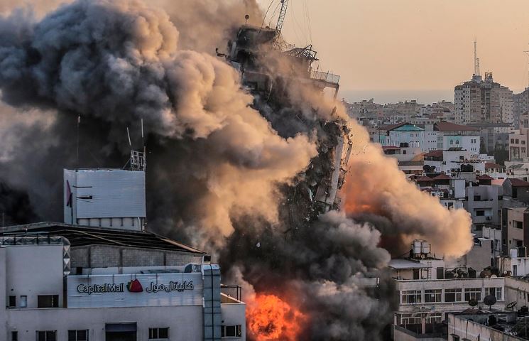 Israel atacó objetivos de Hamas en la Franja de Gaza en respuesta a la última ronda de cohetes lanzados