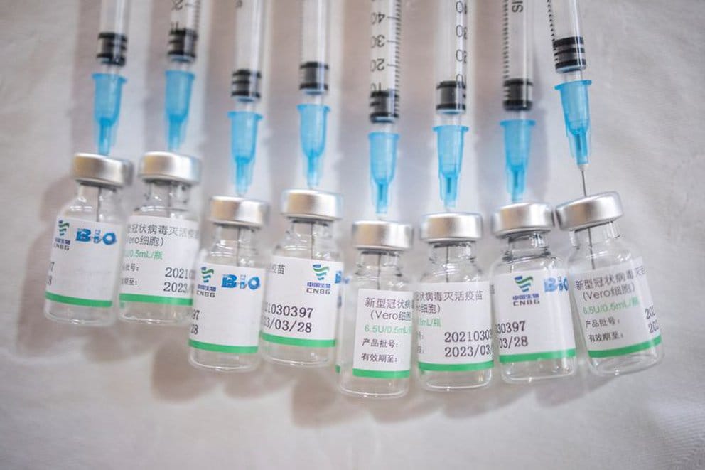 Argentina avanza con la compra de 6 millones de vacunas chinas de Sinopharm, que llegarían entre junio y julio