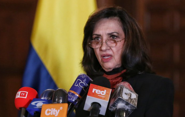 Gobierno colombiano declara persona no grata a funcionario de la embajada de Cuba