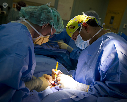 Pandemia golpea fuertemente programa de trasplantes: 386 personas esperan por un riñón