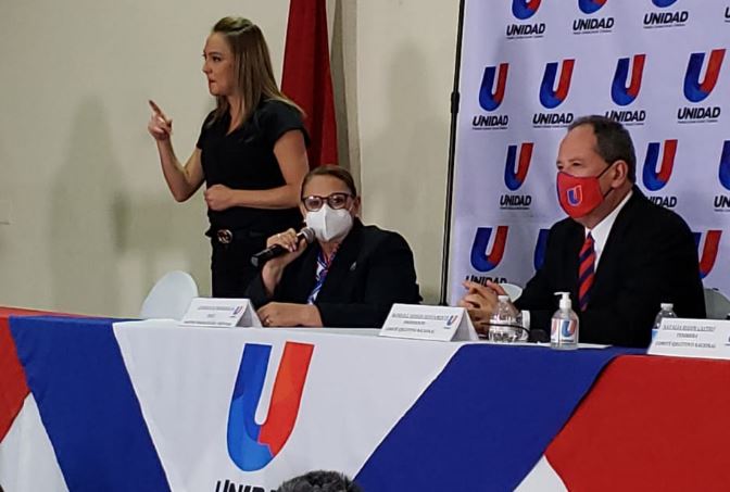 Lineth Saborío gana convención del PUSC y se convierte en la primera candidata presidencial en la historia del partido