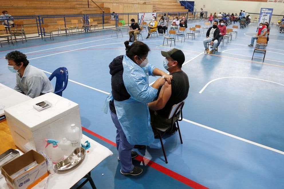 Chile superó los 11 millones de vacunados contra el COVID-19 a días de que termine el plazo que se impuso el gobierno