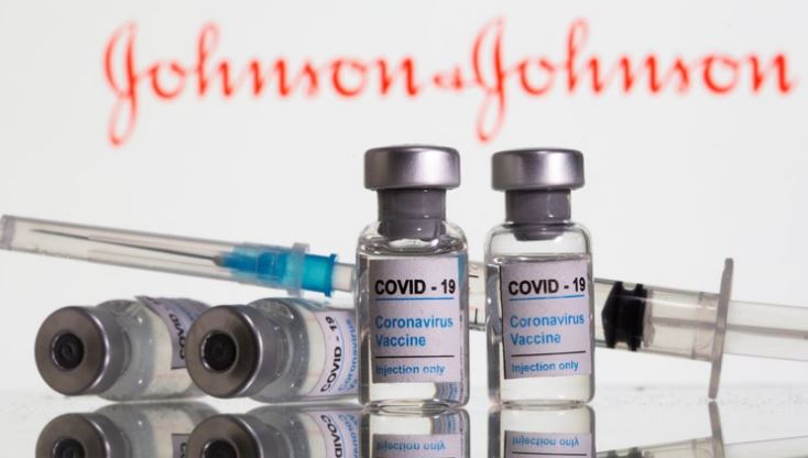 Salud dará acompañamiento a Colegio de Médicos para concretar donación de 1.5 vacunas de Johnson & Johnson