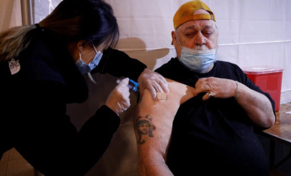 Variante Delta en EEUU: quienes estén completamente vacunados no están obligados a usar mascarilla