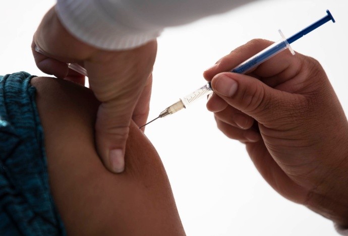 Más de un millón 400 mil personas cuentan con la primera dosis de la vacuna contra el Covid-19