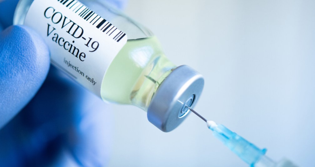 CCSS aplicará tercera dosis contra Covid-19 a 70 personas tras ‘error’ en preparación de segunda vacuna