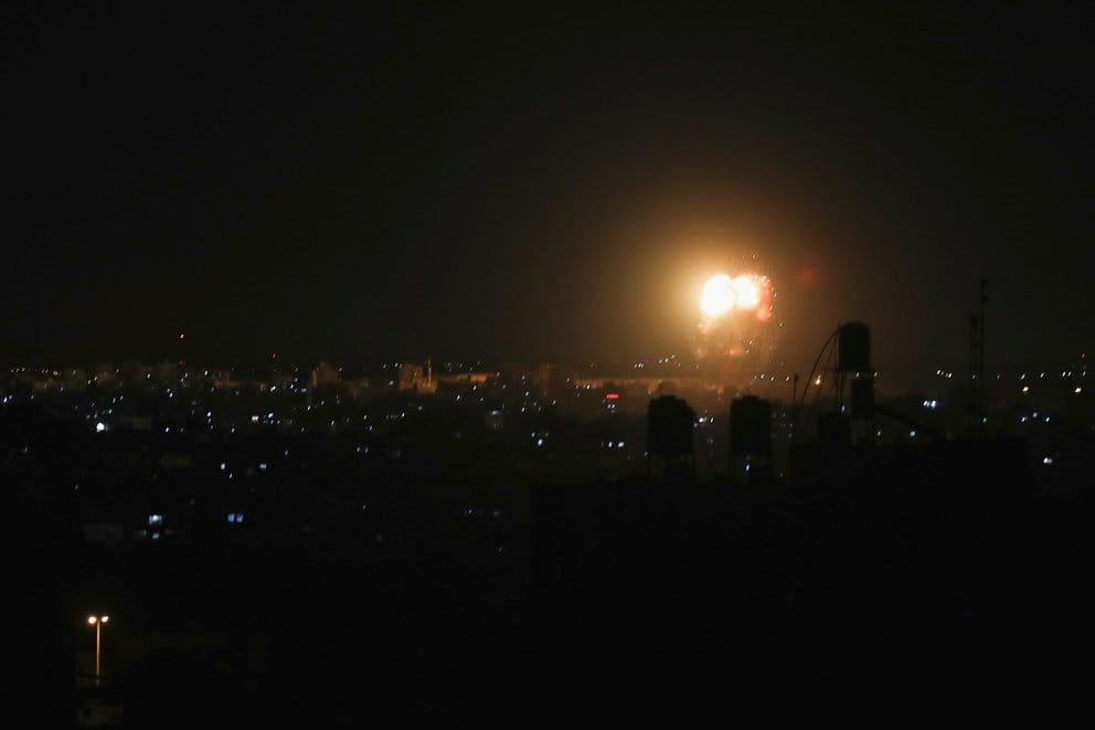 Israel respondió un nuevo ataque de Hamas: lanzó misiles contra un complejo militar de la organización terrorista en Gaza