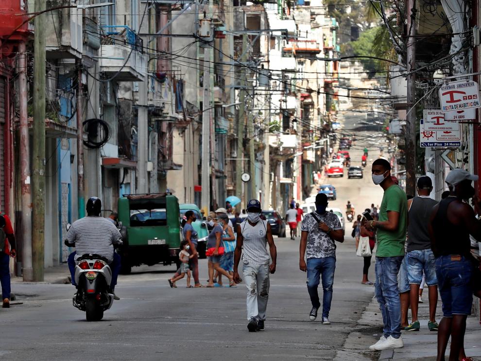 Cuba atraviesa el peor momento de la pandemia: pico de contagios, colapso hospitalario y una alarmante escasez de medicinas