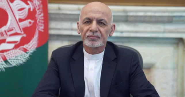 Los talibanes tomaron Kabul: el presidente Ghani abandonó Afganistán