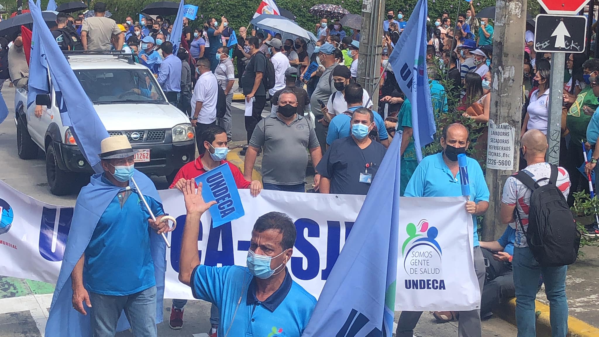 Participación de 612 funcionarios de CCSS en manifestación de sindicatos impidió realizar 23 cirugías