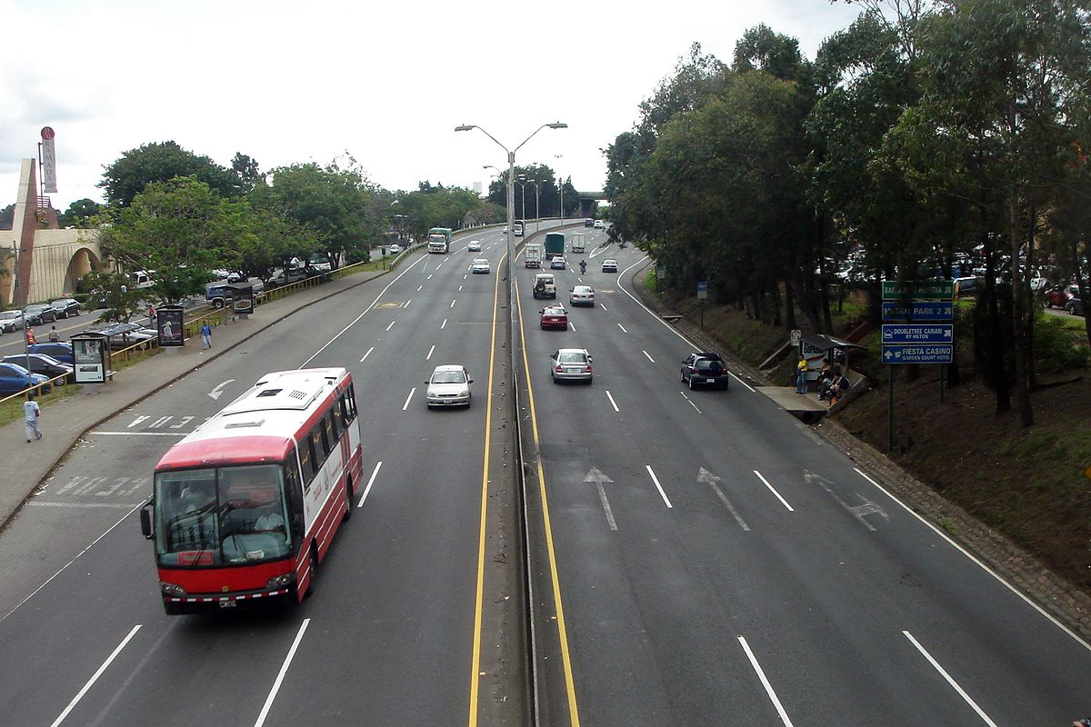 Peajes en Ruta 1 subirían entre ¢25 y ¢100 para buses y vehículos pesados