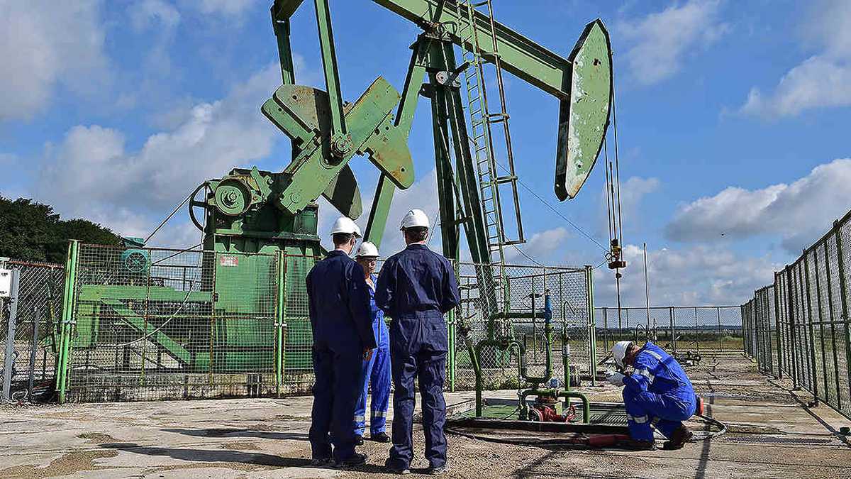 Fabricio Alvarado propone apertura de explotación de petróleo y gas natural