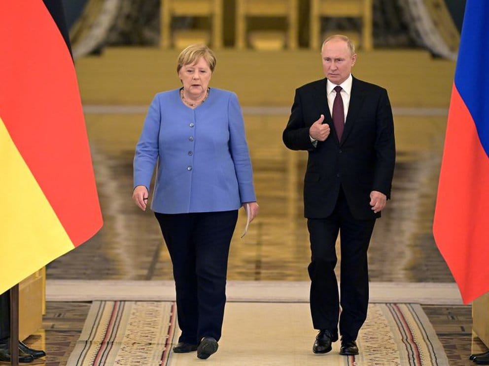 Angela Merkel se reunió con Vladimir Putin en Moscú y le pidió que libere al opositor Alexei Navalny