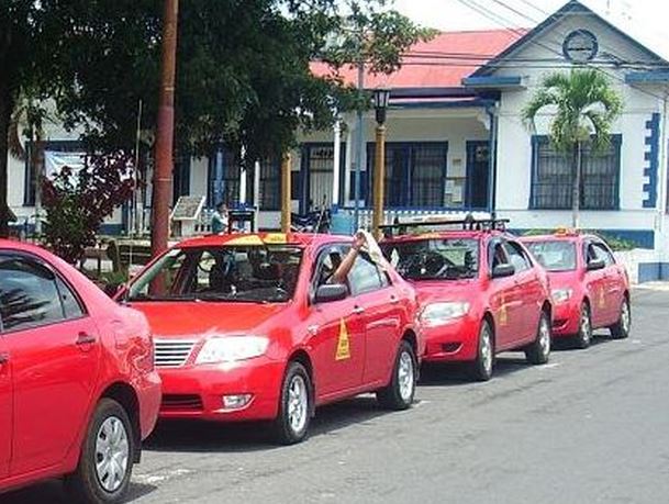 Aresep tramita aumento en tarifas de taxi para los próximos seis meses